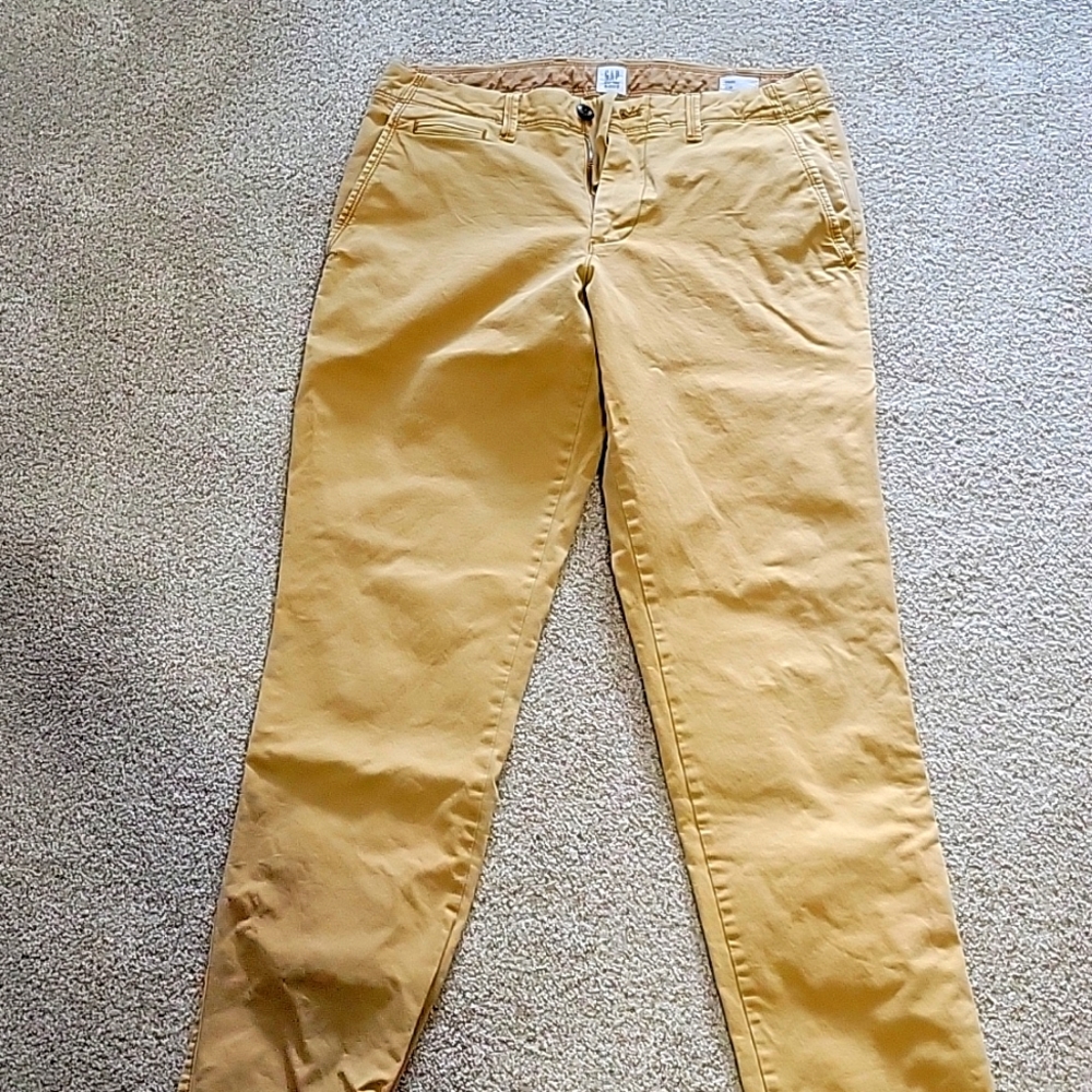 Gap chino khaki pants
